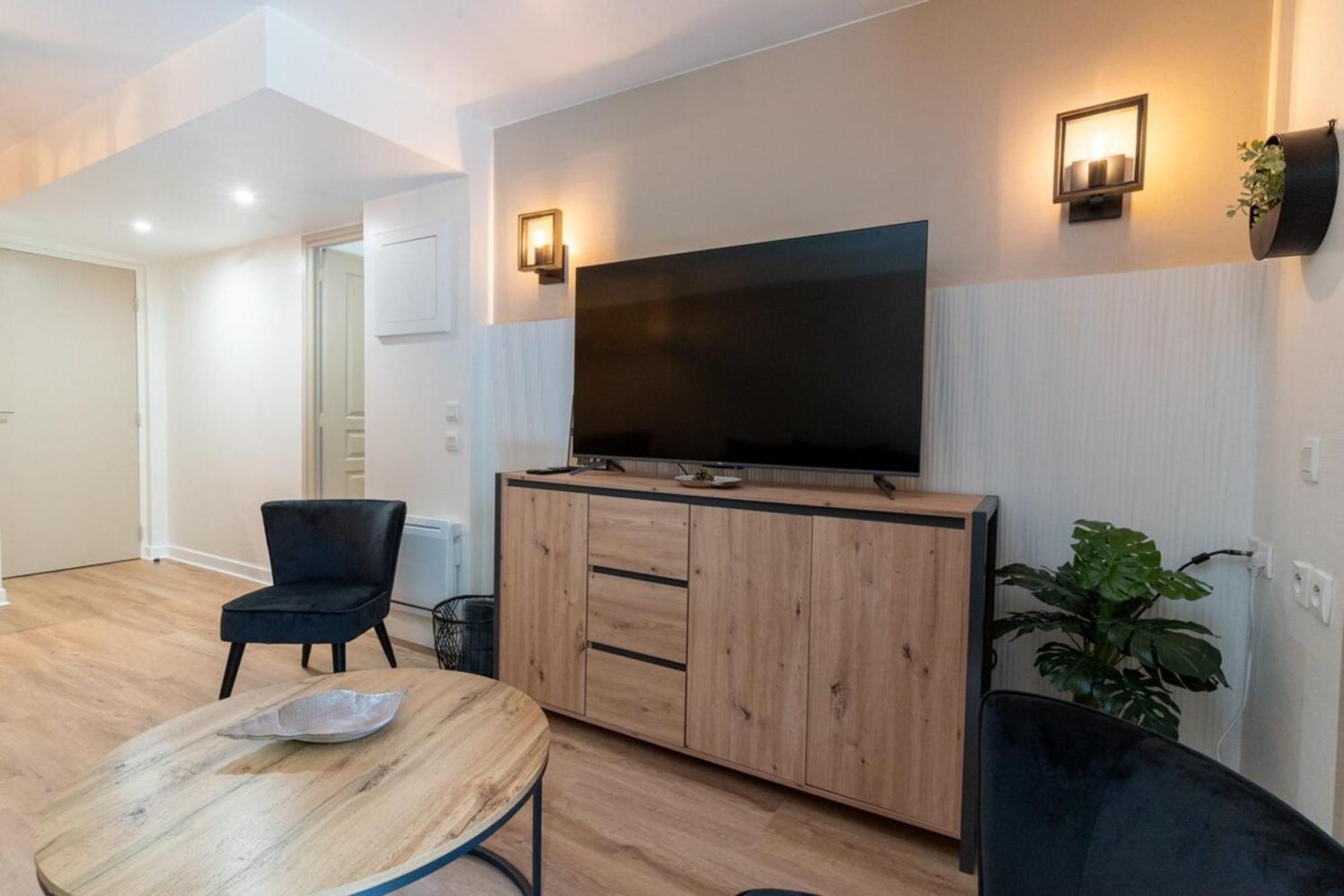 Beautiful Flat With Swimming Pool Tennis Court And Private Car Parking 09 Le Touquet Buitenkant foto