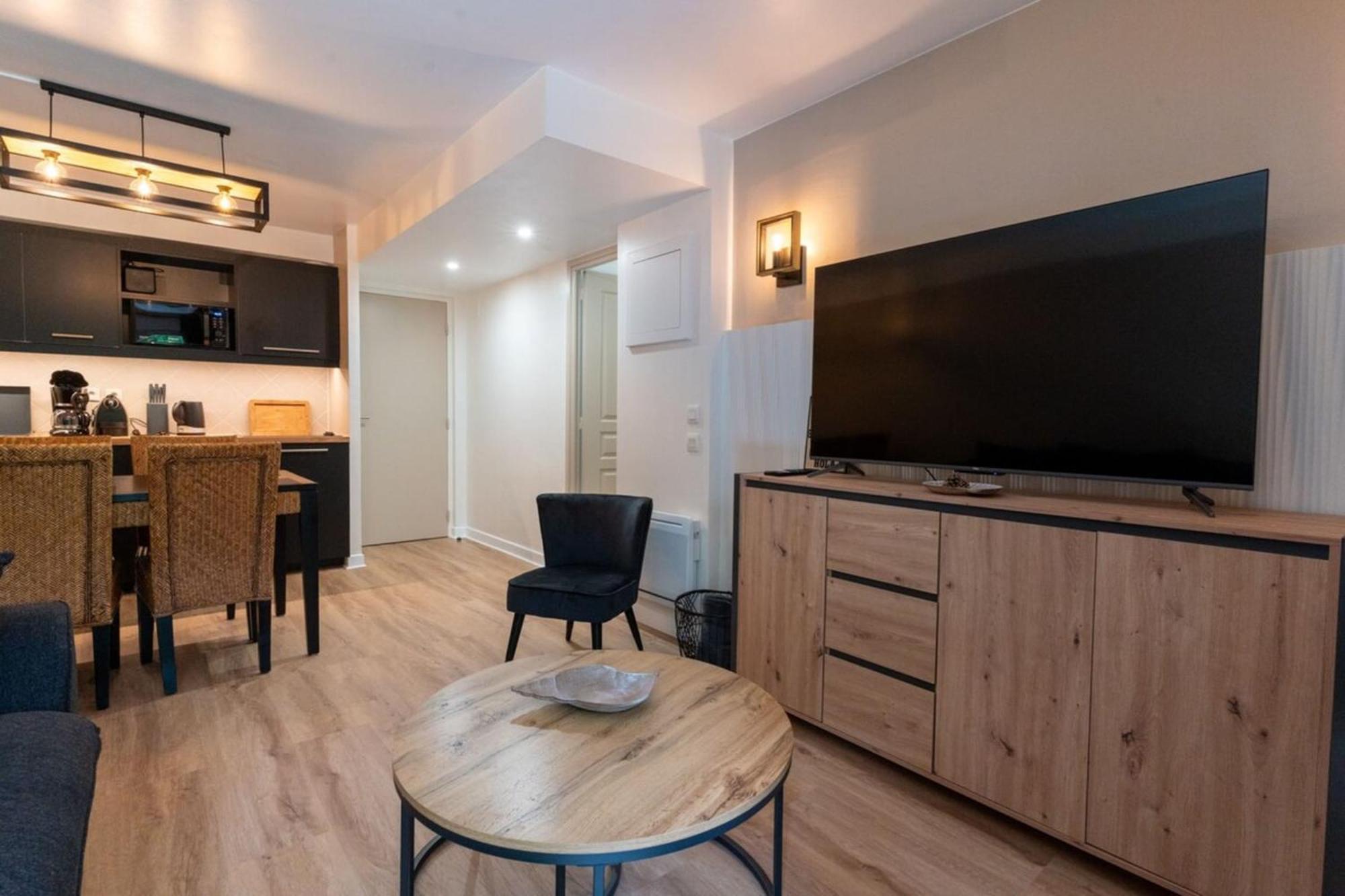 Beautiful Flat With Swimming Pool Tennis Court And Private Car Parking 09 Le Touquet Buitenkant foto